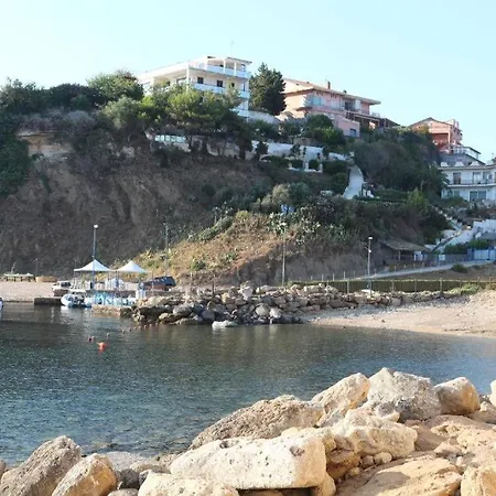 La Cueva De Mar B&B 브루콜리